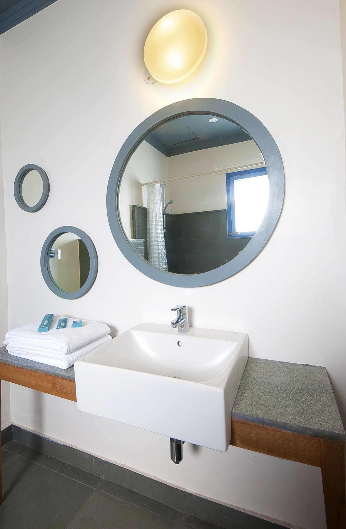 Bloom Boutique L Signature Towers Ґурґаон Екстер'єр фото